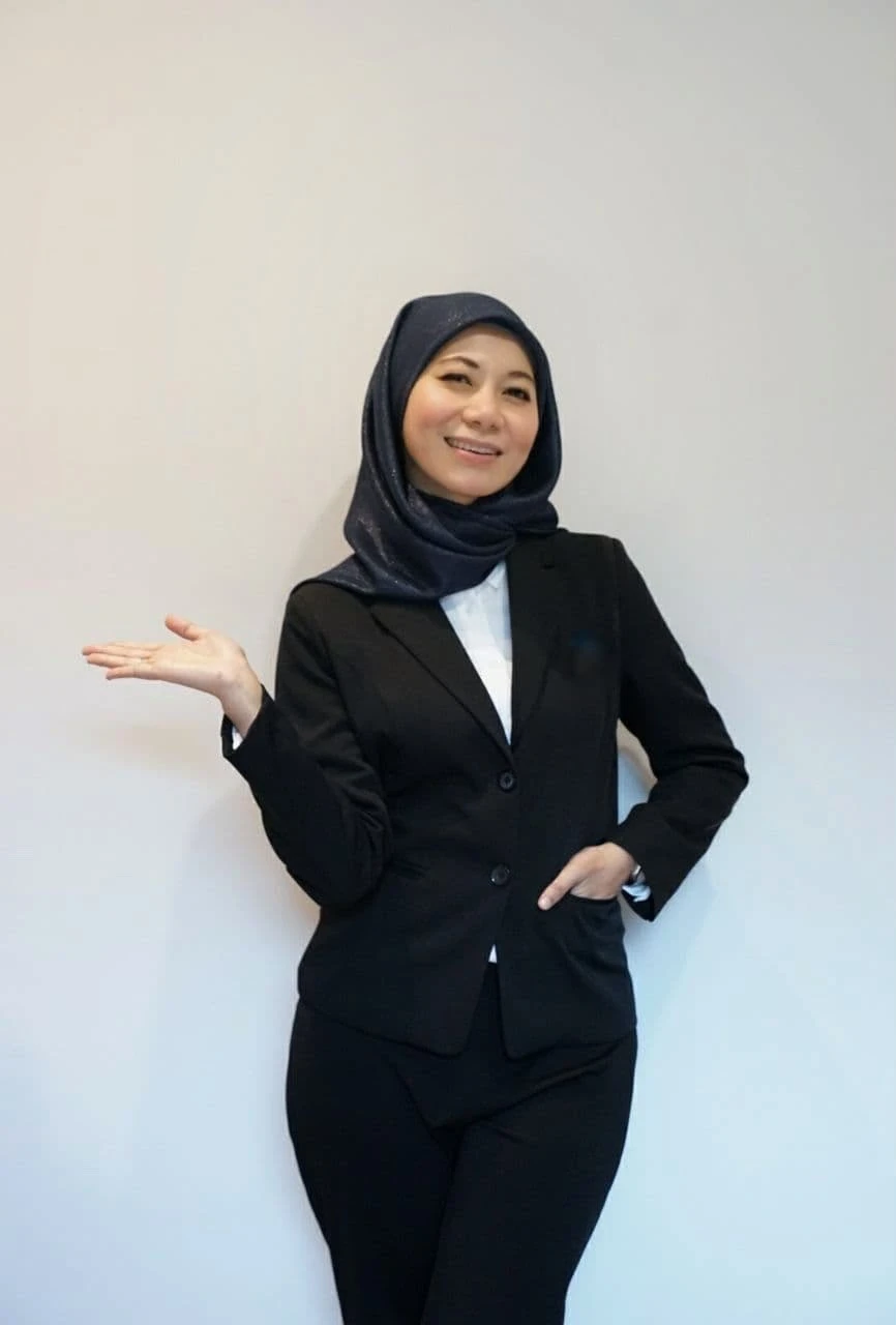 Zeela Lamin – Property Advisor